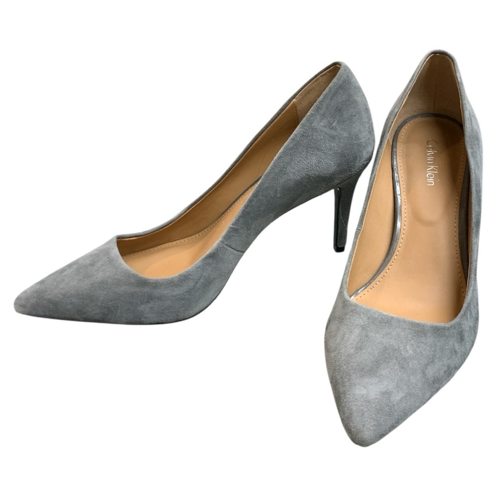 Calvin Klein size 7